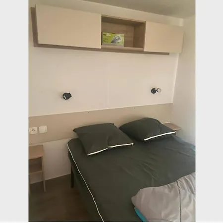 **magnifique Nouveau Bungalow** Village Siblu - - Piscine - Sauna...