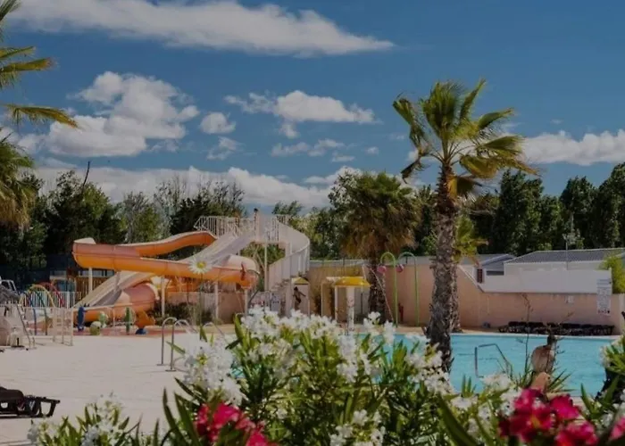 **magnifique Nouveau Bungalow** Village Siblu - - Piscine - Sauna... *